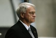 Manager Bobby Robson of Newcastle
